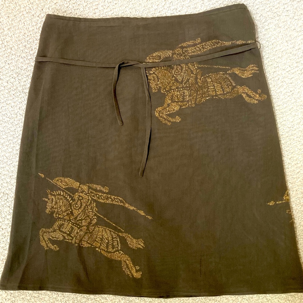 Unique Burberry A-line skirt w gold threaded Burberry knight. Made in Italy